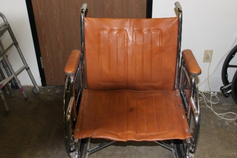 Used Wheel Chair Everest & Jenings 22", Brown